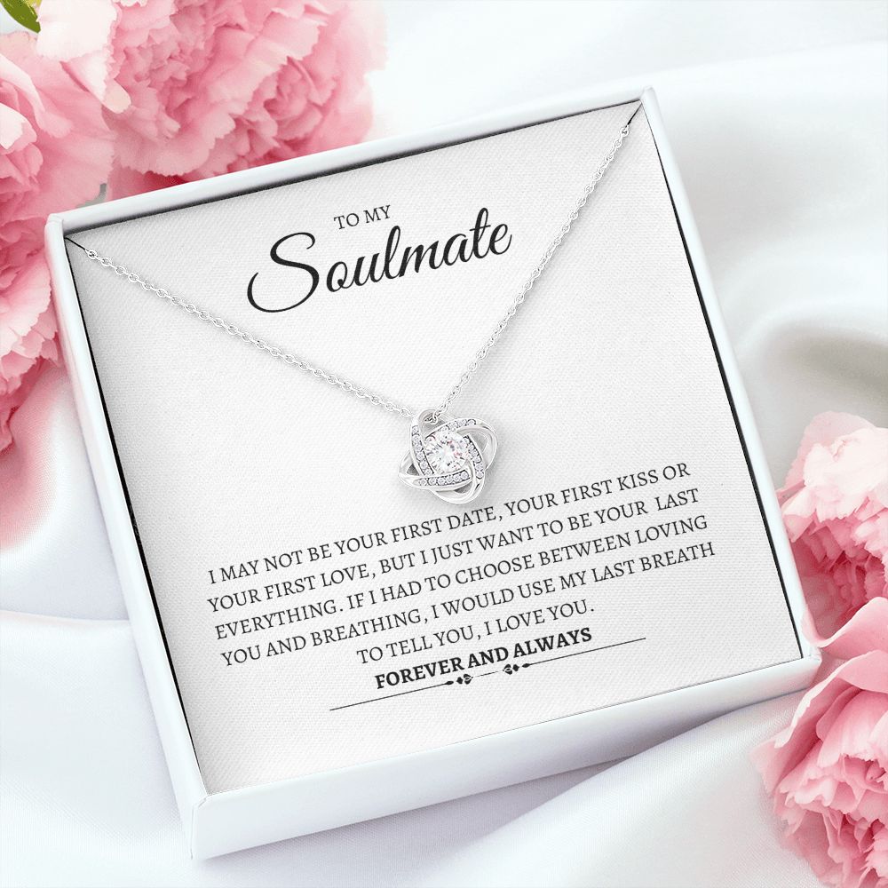 SOULMATE LOVE KNOT