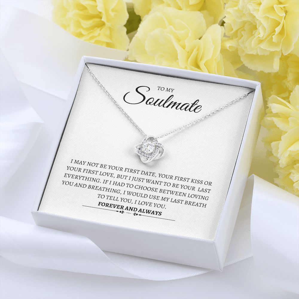 SOULMATE LOVE KNOT