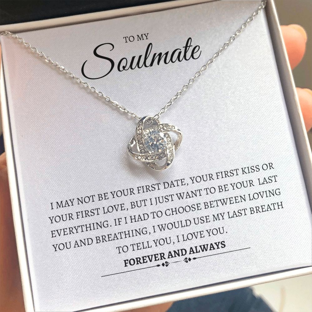 SOULMATE LOVE KNOT