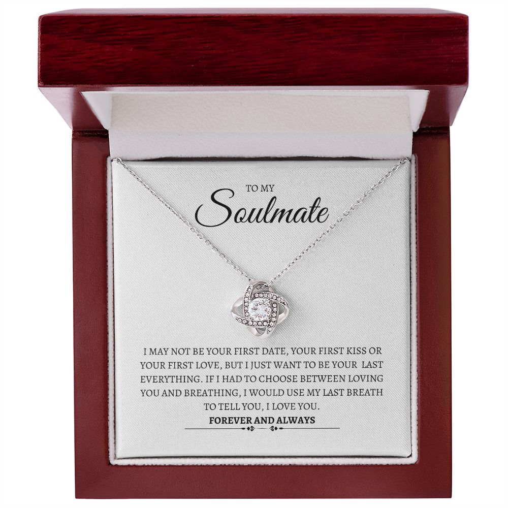 SOULMATE LOVE KNOT