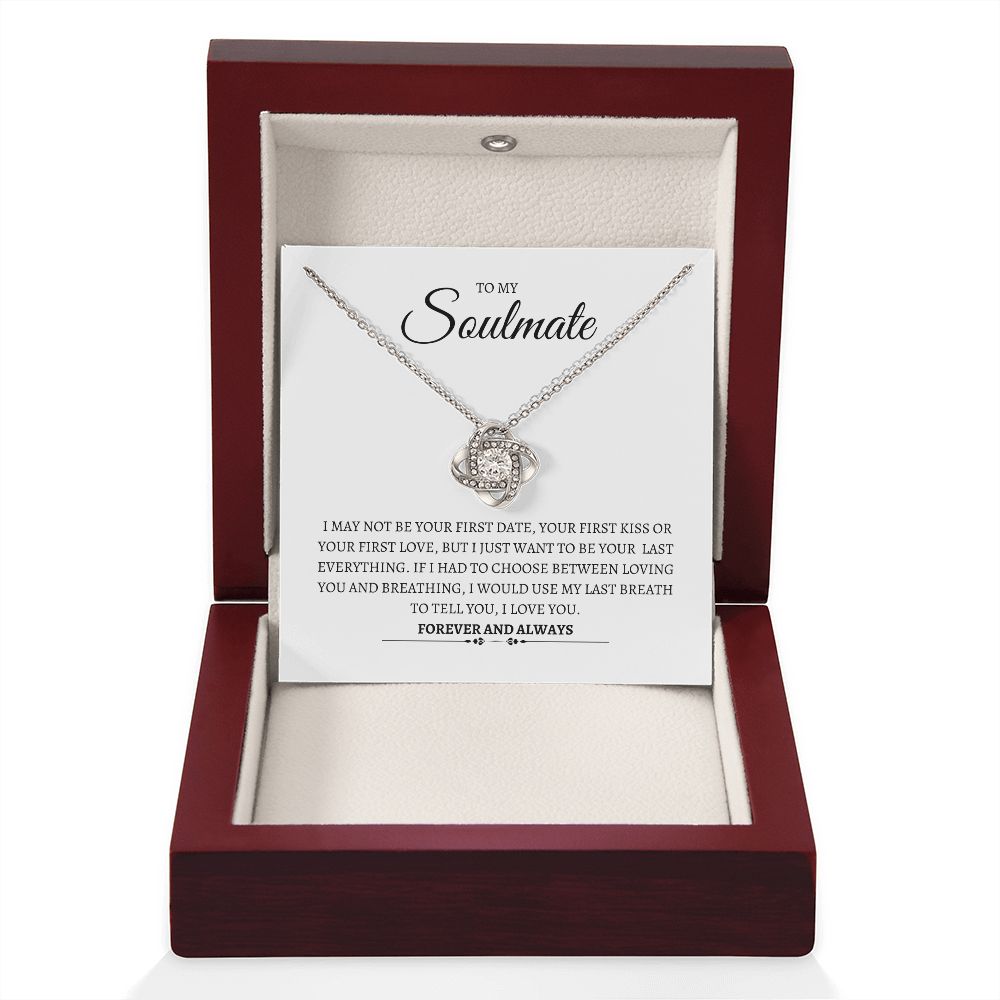 SOULMATE LOVE KNOT